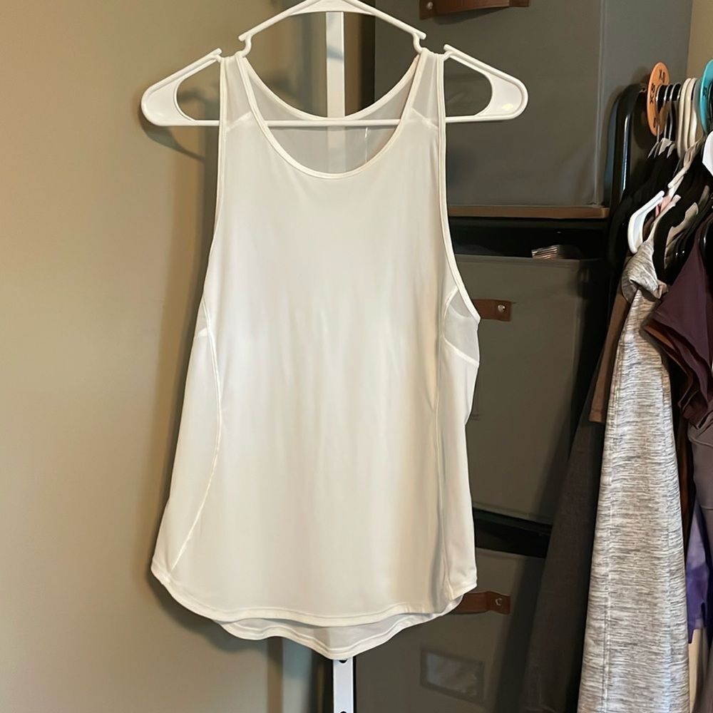 Lululemon Sculpt Tank II ~sz 4 P2P 16 White 459